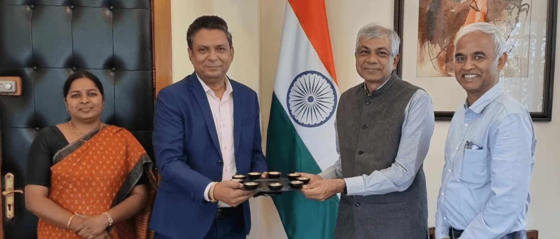 Met with Dr. Arun Kumar, FRSC, Doon University, and Dr. Pankaj Sharma, Institute of Chemistry, UNAM, to discuss strengthening India–Mexico cooperation in higher education, scientific research and academic exchange 25 June 2026