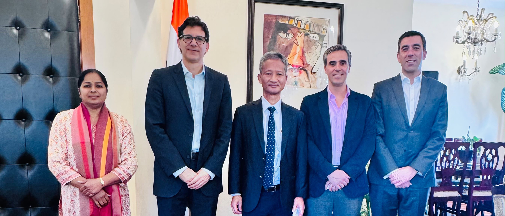 The Ambassador met Mr. Ariel Fischman, Director and Founder of 414 Capital; Mr. Manuel F. Balderrabano and Mr. Federico Goeters Canale, Managing Directors at 414 RED. Discussions focused on exploring opportunities for collaboration between Indian and Mexican companies and strengthening bilateral business, investment and economic ties 14 October 2026