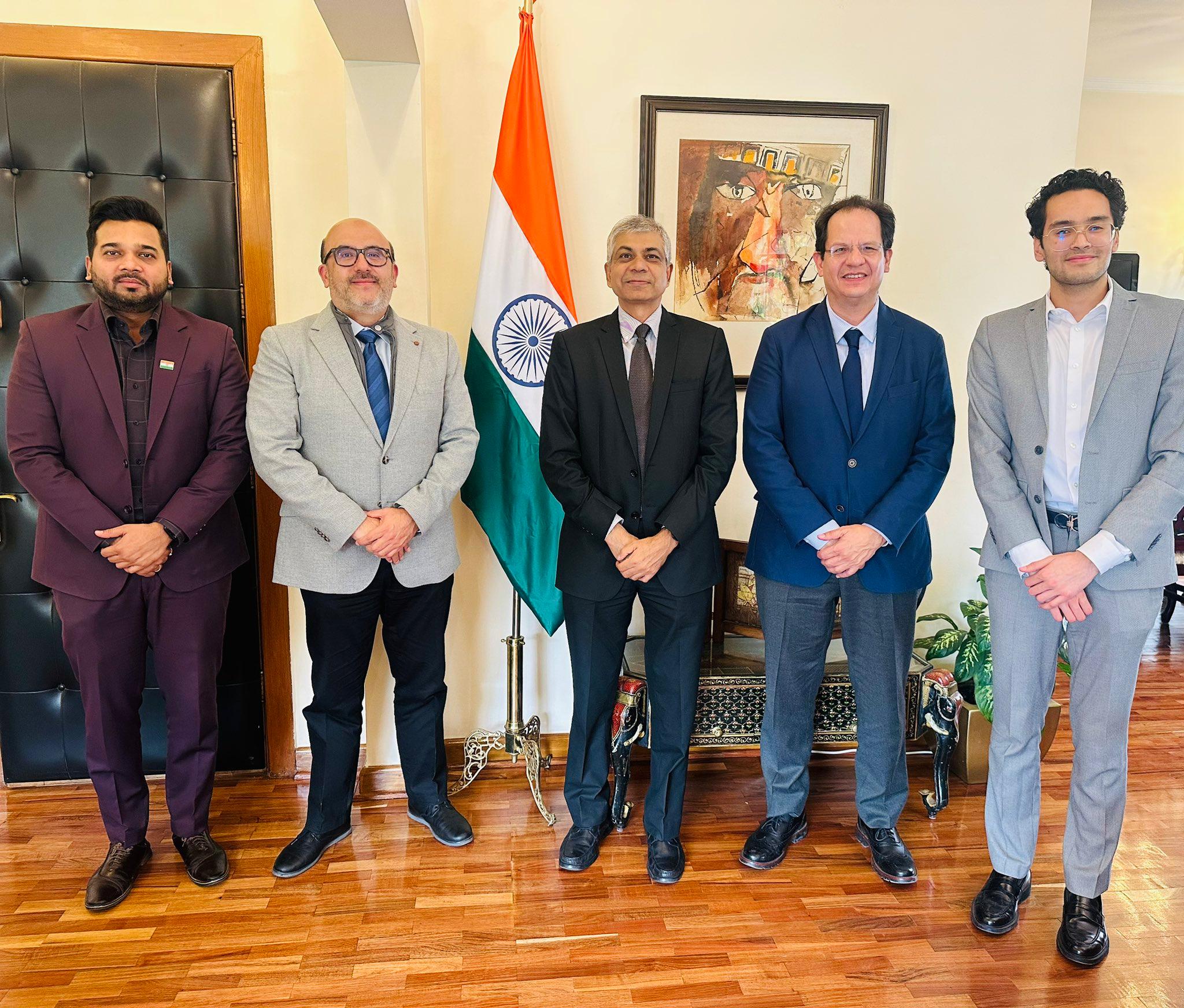 सेंटर फॉर इकोनॉमिक रिसर्च एंड टीचिंग, मेक्सिको से डॉ. एडोल्फ़ो लेबोर्डे और डॉ. बाल्डेरामा के साथ बातचीत 08.04.2025